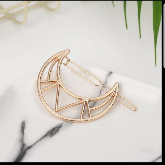 Accessories - Gold Half Moon Crescent Hair Clip Barrette B17